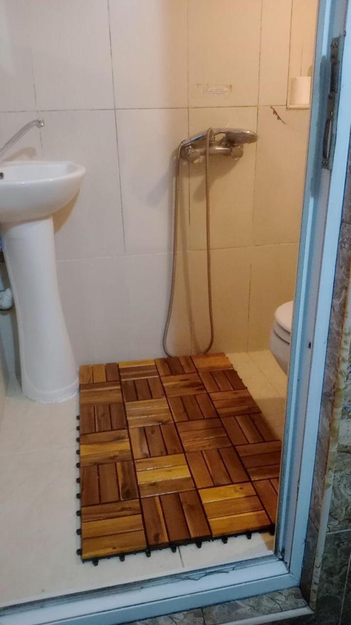 Harmony Backpackers Hostel Batumi Zimmer foto